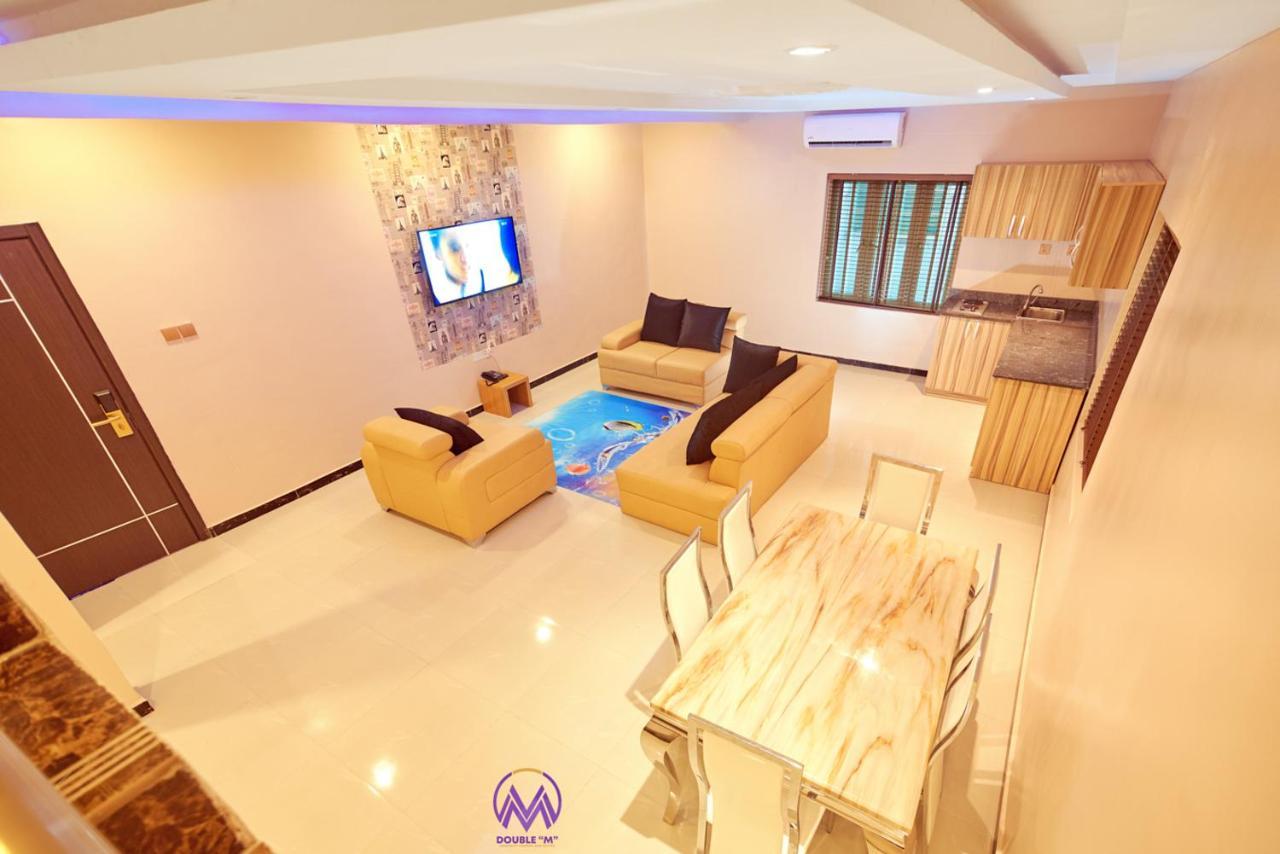 ดับเบิลเอ็ม เอ็กซ์ควิซิต สวีท แอนด์ เลาจน์ Hotel Ogombo ภายนอก รูปภาพ